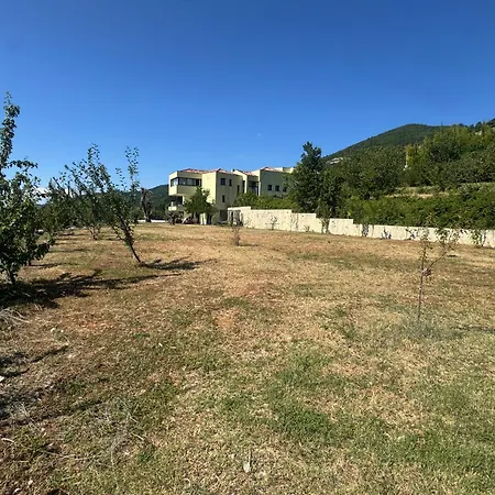 Διαμέρισμα Lukas 4- Icici- Pool, Gym, Near